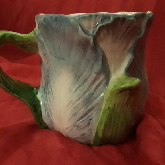 Sakura colors of spring mug- iris bloom - Picture 6 of 7